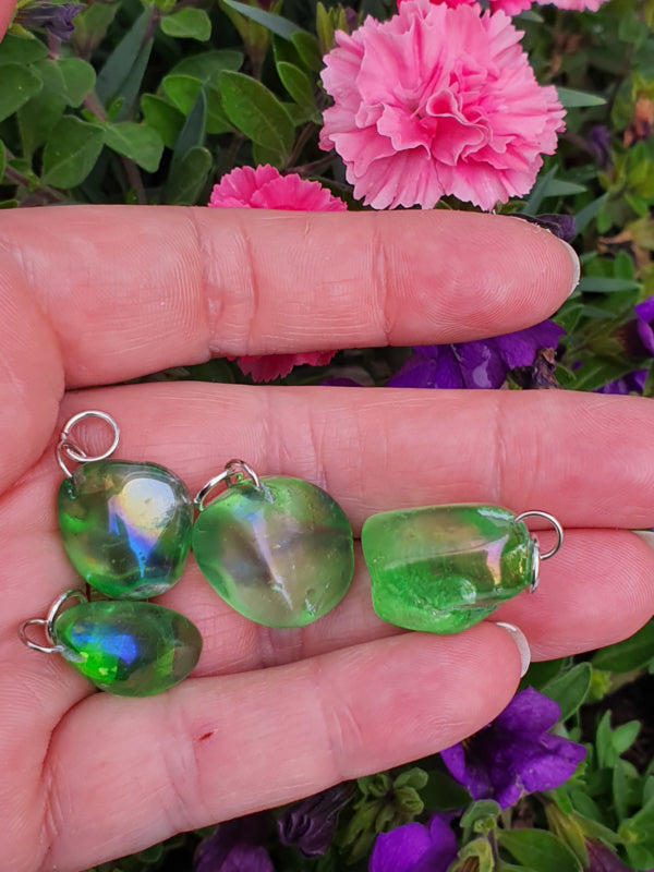 Groene aura hanger