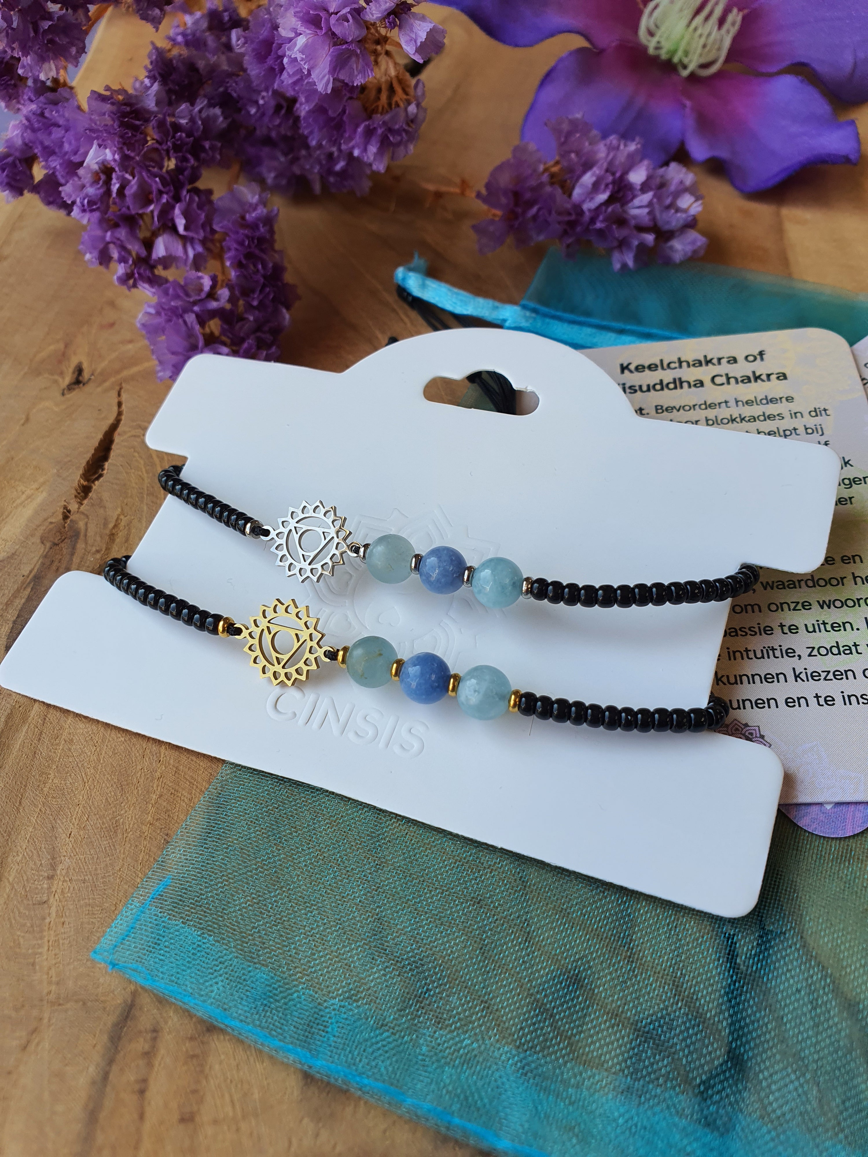 Keelchakra symbool armband