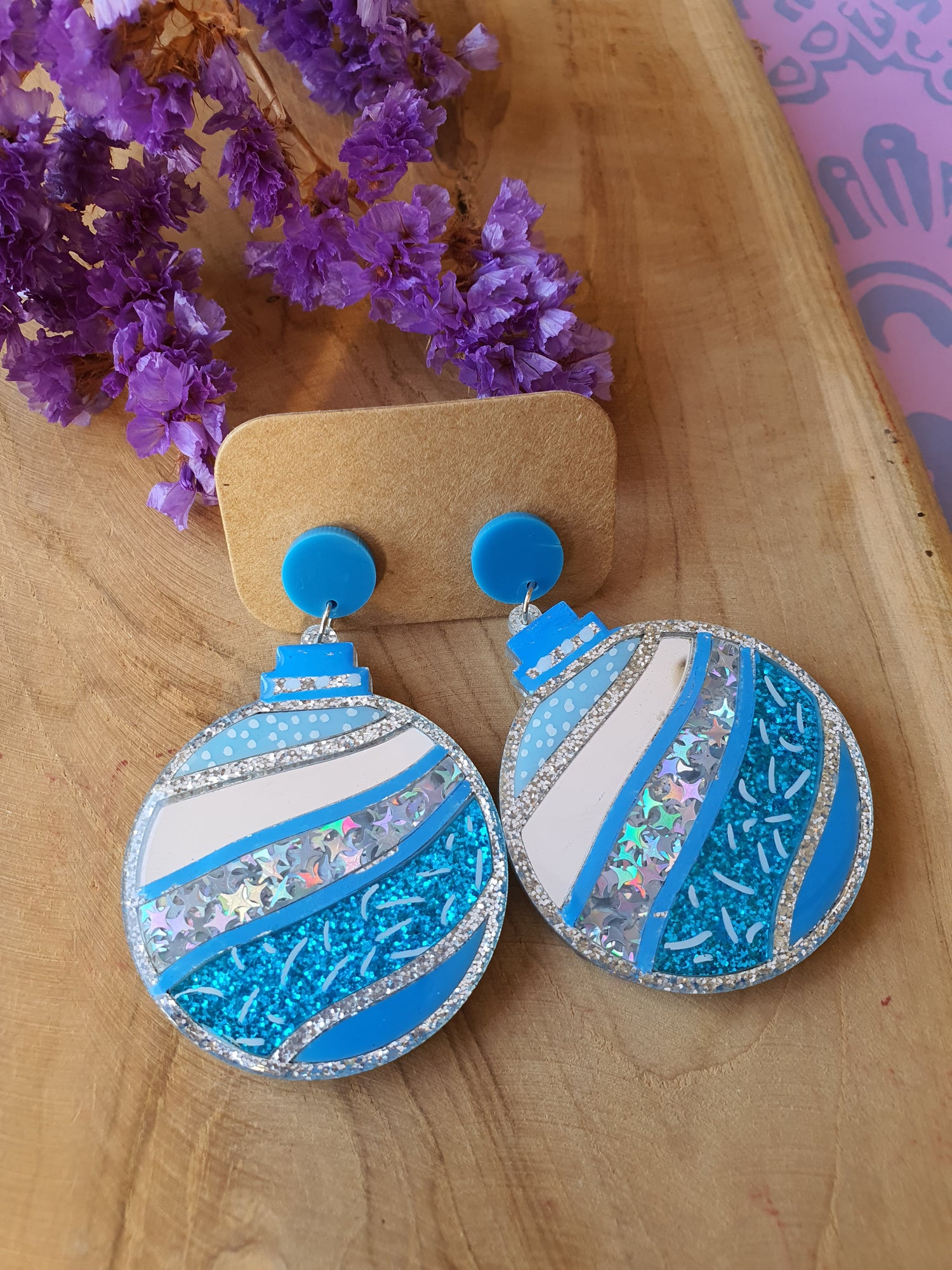 Kerst oorbellen | Kerstbal oorhangers (nr 10025)