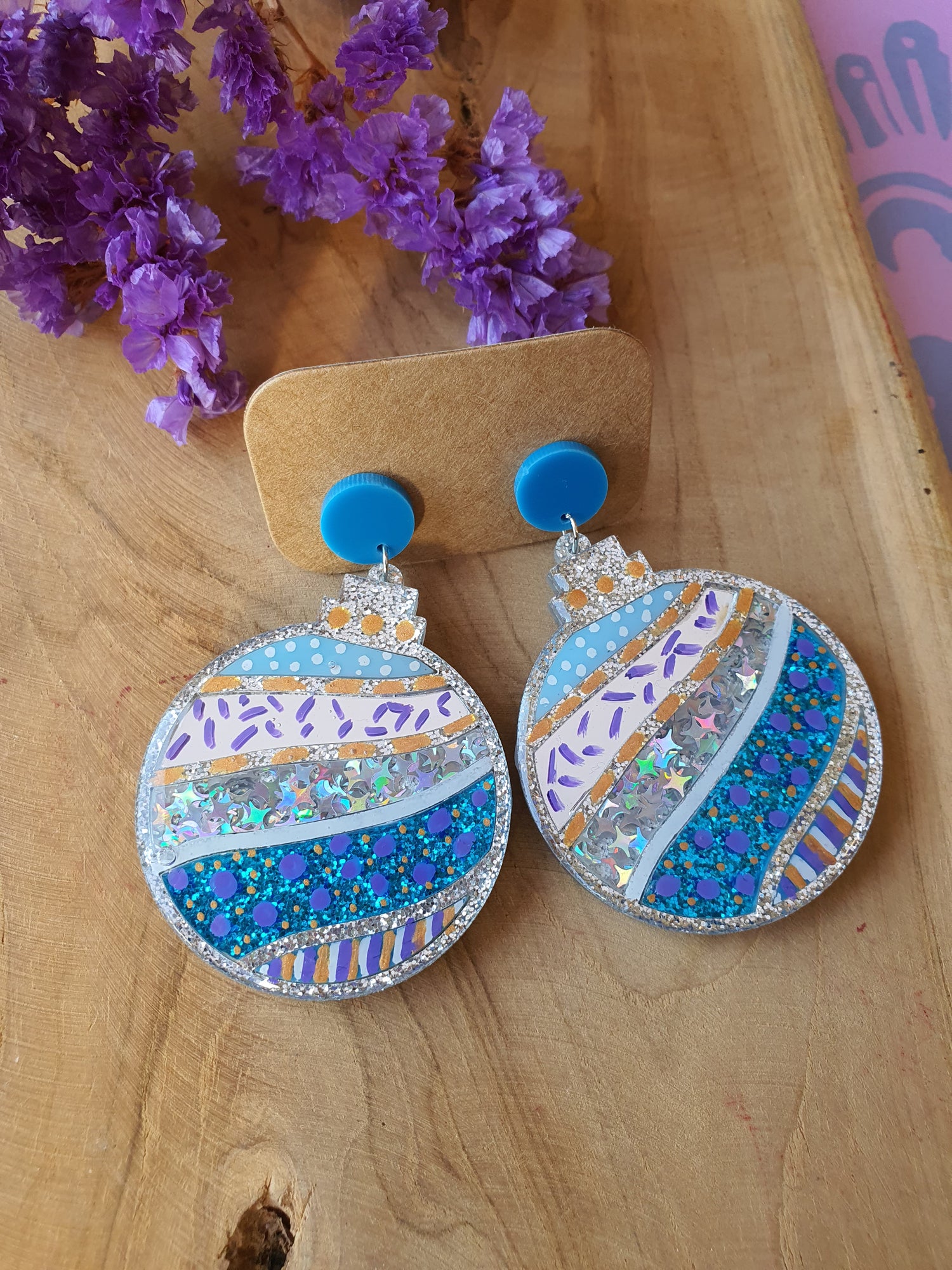 Kerst oorbellen | Kerstbal oorhangers (nr 10026)