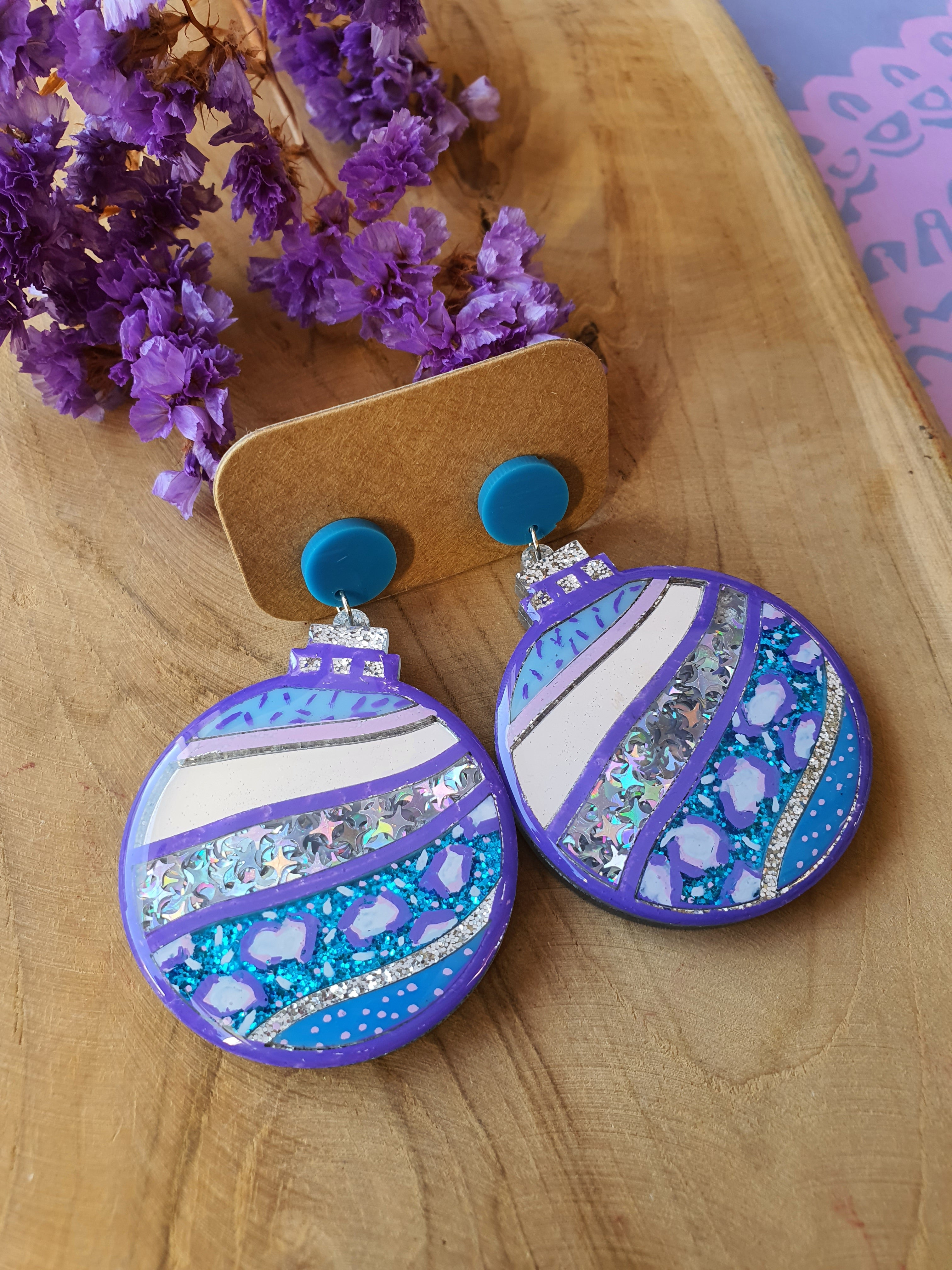 Kerst oorbellen | Kerstbal oorhangers (nr 10027)