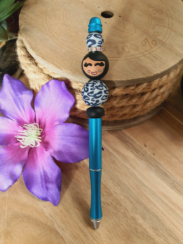 Kralen_pen_Gelukspoppetje_meisje_vrouw_siliconenkralen_nr_3