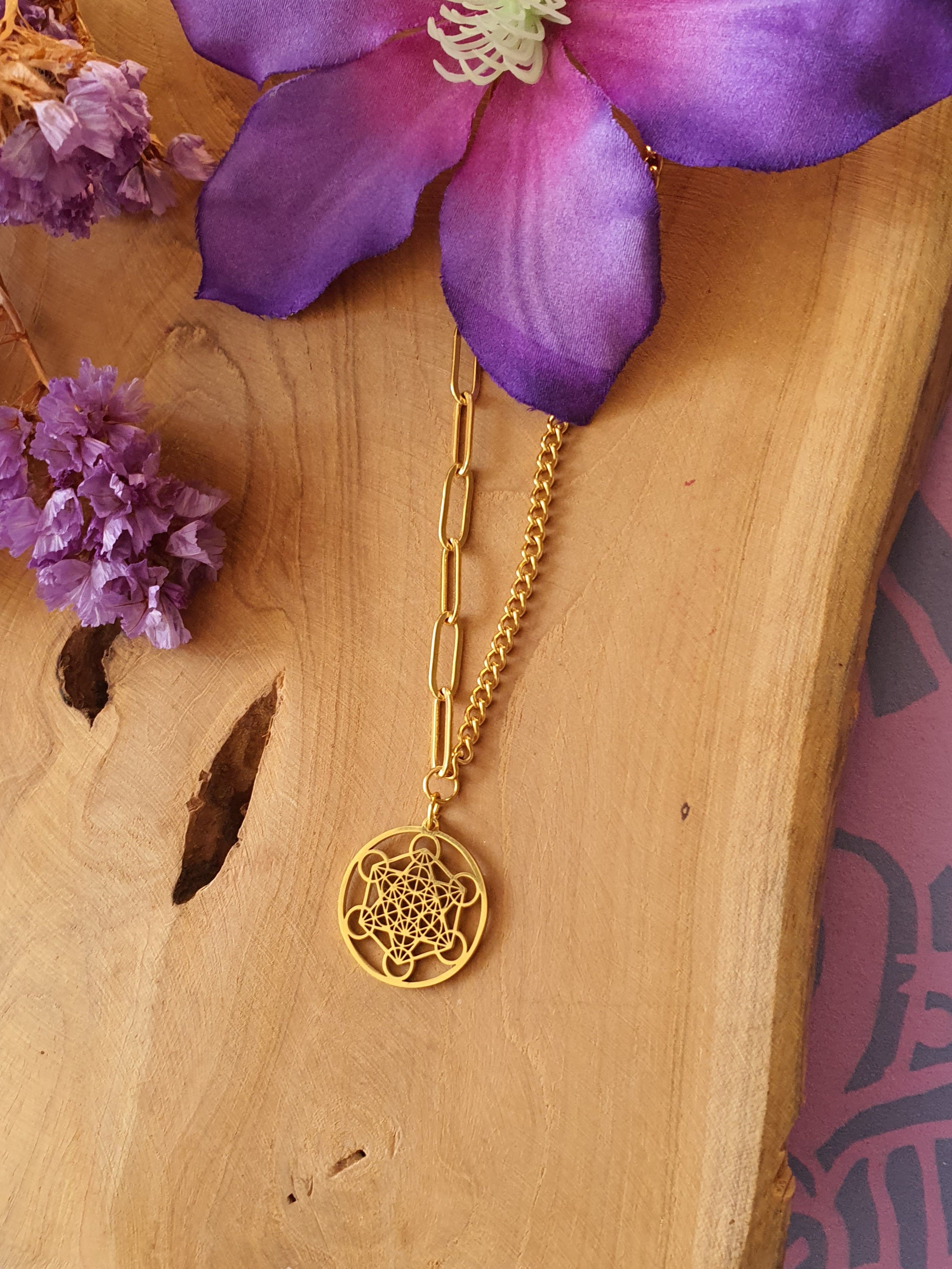 Metatron kubus hanger klein + ketting RVS goud