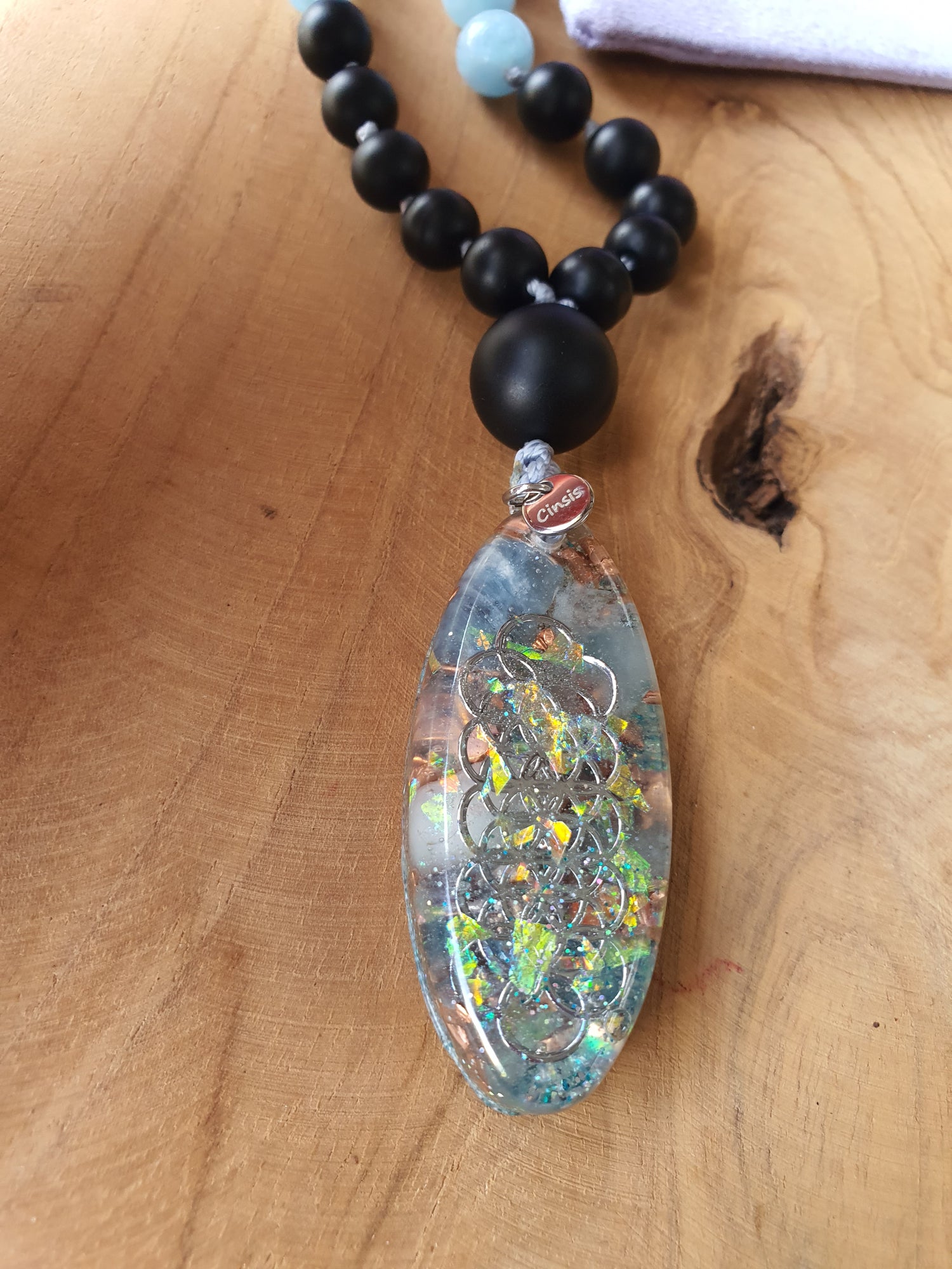 Orgonite hanger Aqaumarijn
