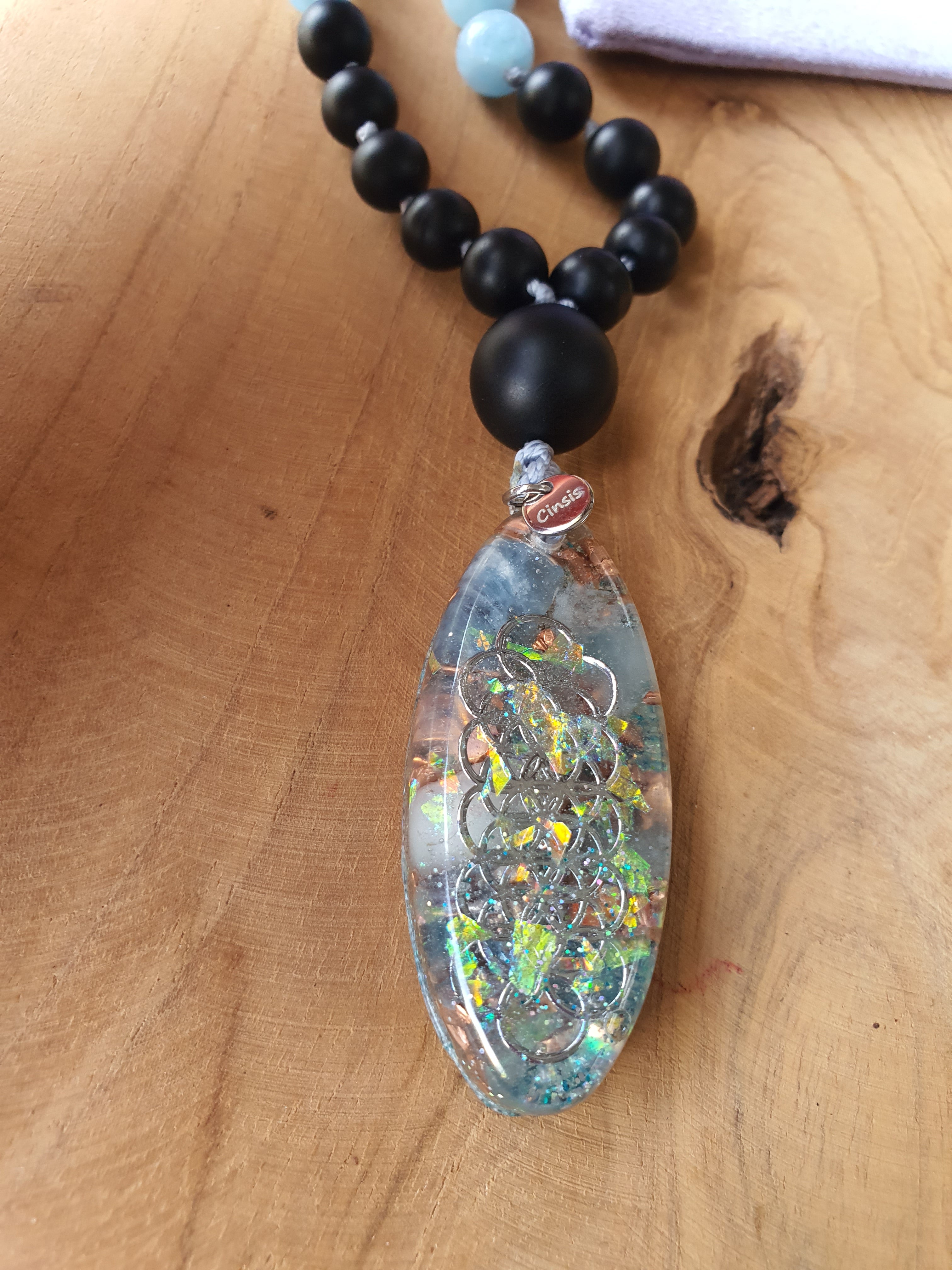 Orgonite hanger Aqaumarijn