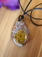 Orgonite hanger Botswana Agaat 30x55mm (nr 71) met metatron kubus