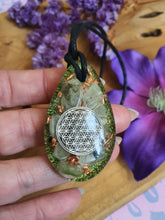 Orgonite hanger Prehniet (nr 131)