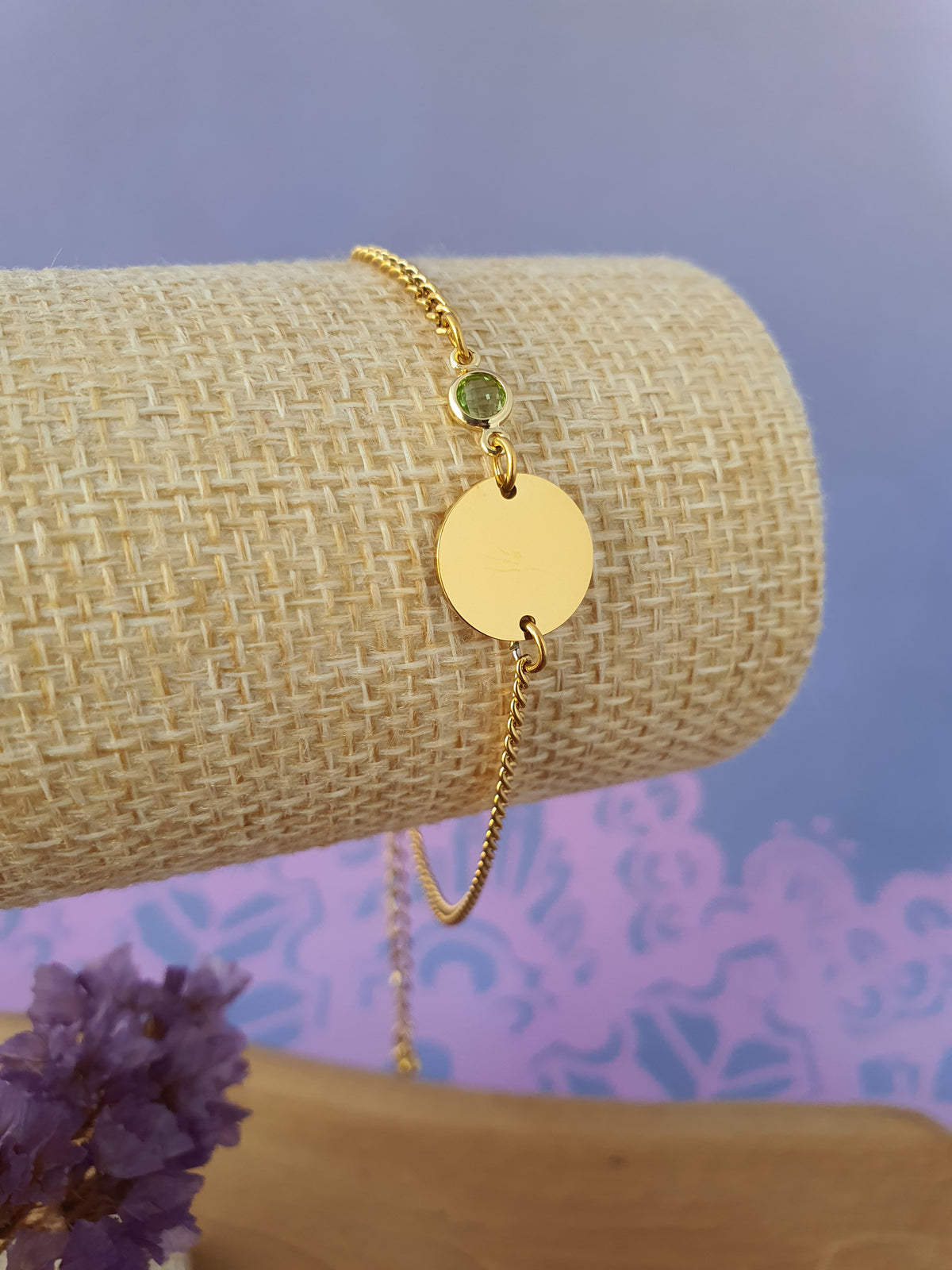 RVS_goud_gepersonaliseerde_Graveerbare_Armband_met_Geboortesteen_Augustus
