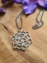 RVS zilveren Merkaba in Mandala bloem hanger met RVS zilver ketting