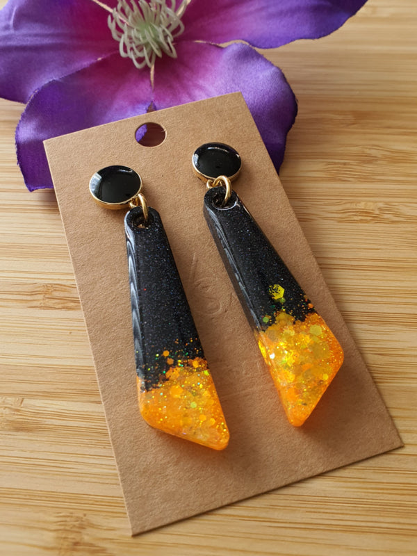 Resin oorbellen / oorhangers (set 16)  Shine bright, Sparkle more :)