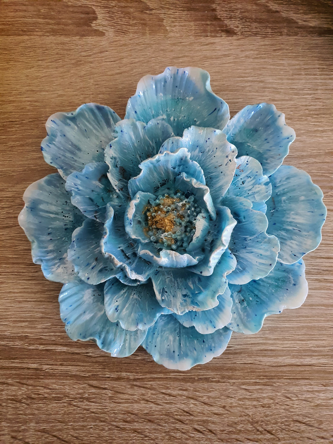 Rozenkwarts Orgonite Wandbloem blauw (nr 5)