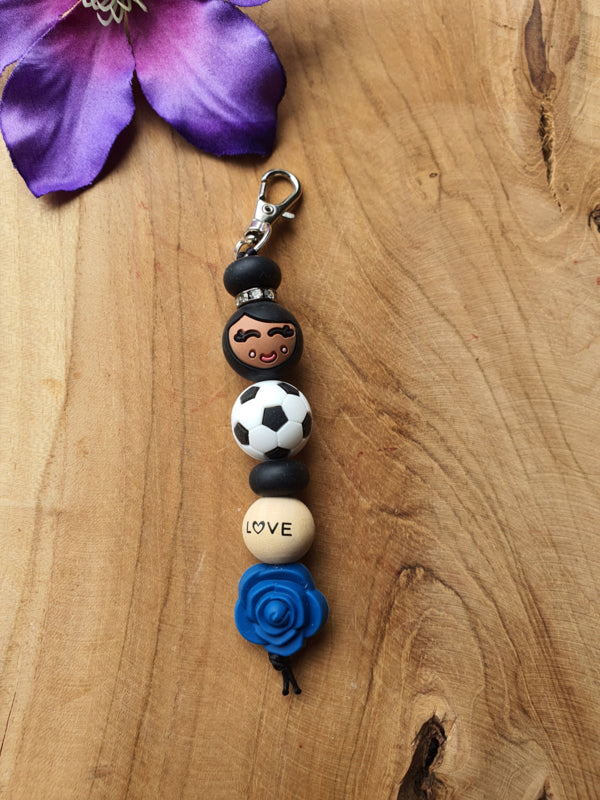 Sleutelhanger / Tassenhanger Gelukspoppetje voetbalvrouw &