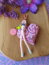 Sleutelhanger_tassenhanger bandana hart en smiley licht rose