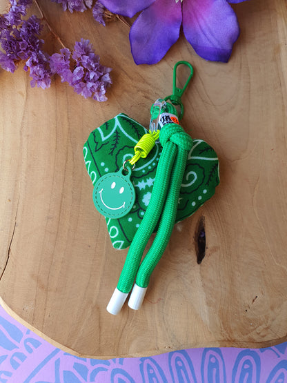 Sleutelhanger_tassenhanger_bandana_hart_smiley.