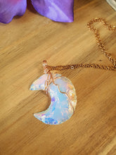 Wire wrapped Maan hanger Angel aura kwarts. (nr 6) achterzijde hanger