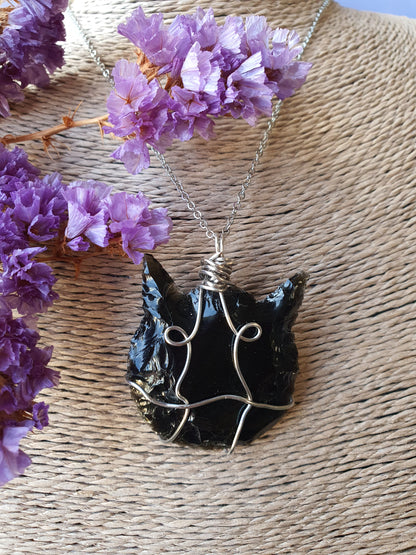 Wire wrapped kat hanger Obsidiaan_nr 21_.