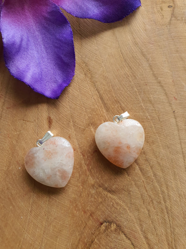 Zonnesteen hanger hartje met oogje