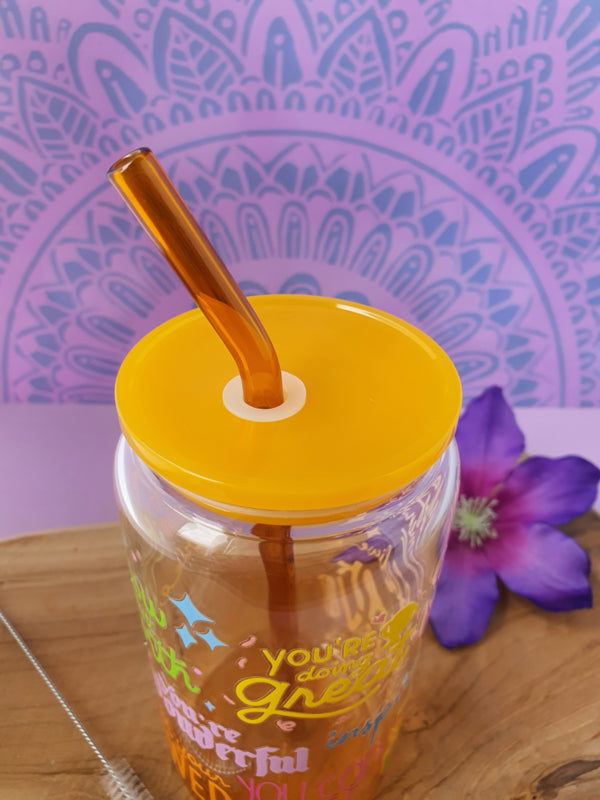 Drinkglas (blikvormige tumbler) met kunststof deksel en rietje &