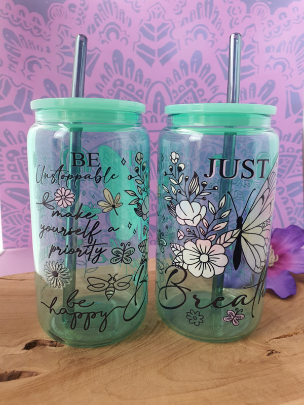 Drinkglas (blikvormige tumbler) met kunststof deksel en rietje &