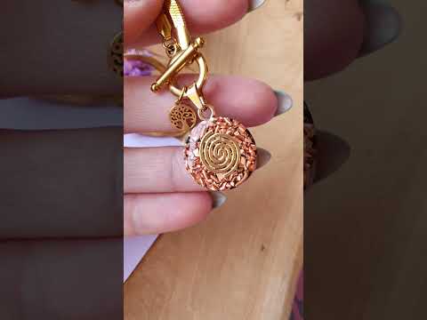 Cinsis Orgonite mix: orgonite Hanger 2 in 1 + RVS Goud ketting nr 3015